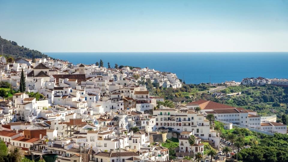 Una escapada invernal a tres pueblos bonitos, cálidos y tranquilos de la Costa del Sol