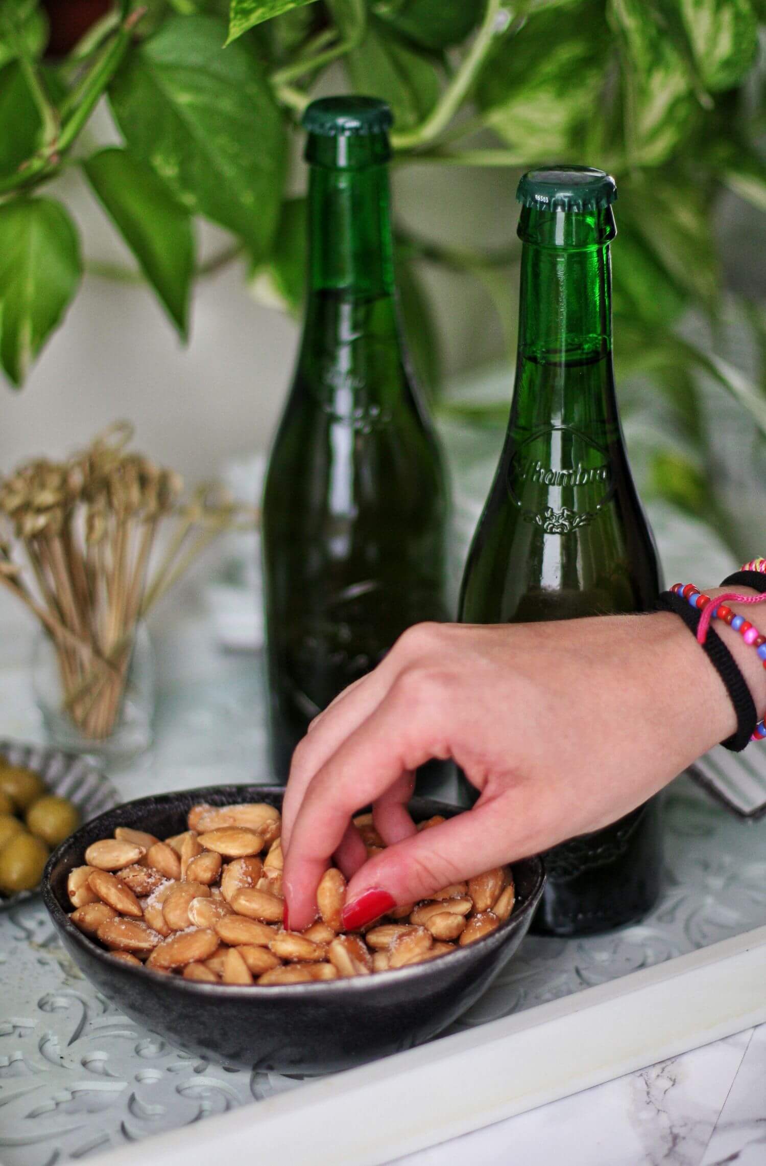 Almendras fritas con sal, el placer de las pequeñas cosas