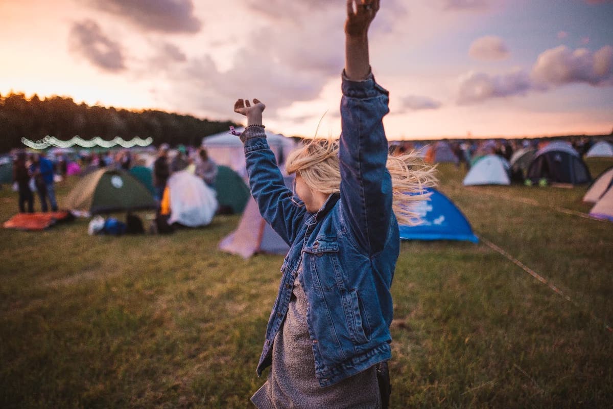 Los trucos más virales para disfrutar, sin preocupaciones, de los festivales