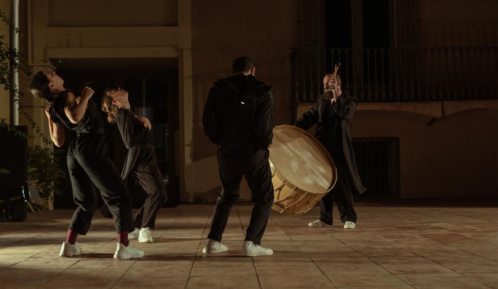 ‘Tradere’, cuando la danza reflexiona sobre la tradición más arraigada