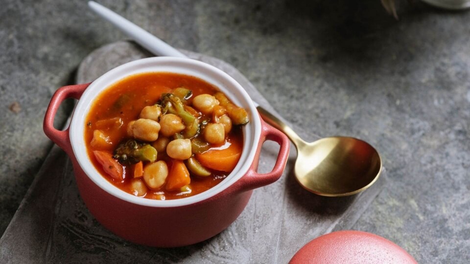 Refranero gastronómico: el saber popular habla de nuestra cocina