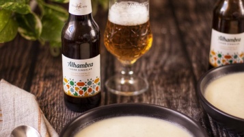 Crema de cebolla con cerveza: receta para redescubrir los platos de cuchara